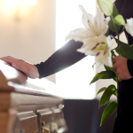 Sindnapi - Sindicato Nacional dos Aposentados, Pensionistas e Idosos explica como a assistência funerária funciona e por que traz segurança à família.